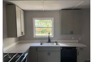 5934 Southtown St, Houston, TX 77033 - Photo 6