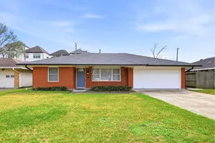 4125 Lymbar Dr, Houston, TX 77025 - Photo 2