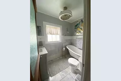 693 N 23rd Street, Beaumont, TX 77706 - Photo 12