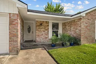 9911 Sageaspen Ln, Houston, TX 77089 - Photo 2