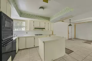 218 Hardy St, Bacliff, TX 77518 - Photo 22