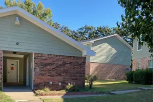 231 Gene St, Buffalo, TX 75831 - Photo 4
