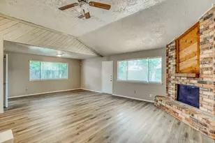 8403 Quail Burg Ln, Houston, TX 77489 - Photo 4