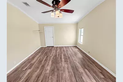 1152 Van Sant, Gilchrist, TX 77617 - Photo 18