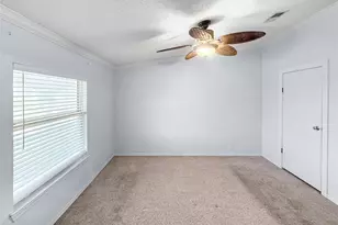 1152 Van Sant, Gilchrist, TX 77617 - Photo 18