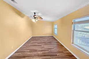 1152 Van Sant, Gilchrist, TX 77617 - Photo 6