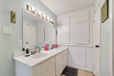 12811 Hidden Castle Drive, Houston, TX 77015 - Photo 18