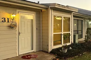 31 Hideaway Dr, Friendswood, TX 77546 - Photo 1