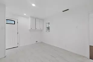 11936 Hoblitzelle Dr, Dallas, TX 75243 - Photo 8