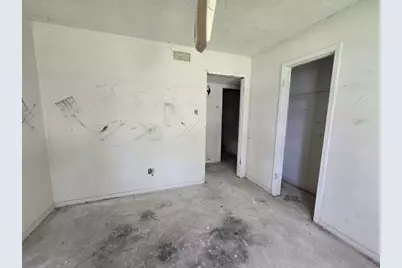 613 Shell Avenue, Cleveland, TX 77327 - Photo 4