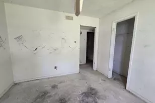 613 Shell Ave, Cleveland, TX 77327 - Photo 4