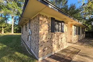 613 Shell Ave, Cleveland, TX 77327 - Photo 8