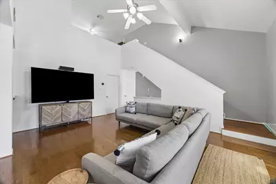 1421 W 26th Street Unit F, Houston, TX 77008 - Photo 4