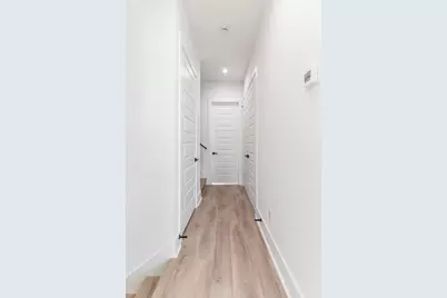 5705 Dolores Street #B, Houston, TX 77057 - Photo 34