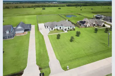 7911 Stratford Hall Drive, Rosharon, TX 77583 - Photo 1