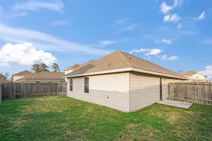 8715 Lar-Ree Oaks Circle, Houston, TX 77028 - Photo 4