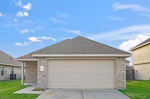 8715 Lar-Ree Oaks Circle, Houston, TX 77028 - Photo 2