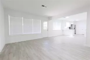 2510 Straight Creek Dr, Houston, TX 77017 - Photo 2