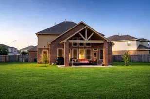 8606 Morning Dove Ln, Baytown, TX 77521 - Photo 4