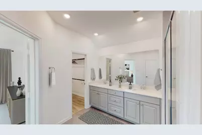 2813 Ravine Bluffs Court, League City, TX 77573 - Photo 10