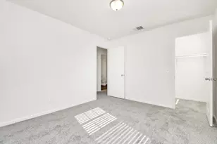 7810 Carrotwood Ct, Houston, TX 77049 - Photo 30