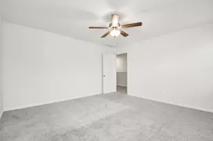 7810 Carrotwood Ct, Houston, TX 77049 - Photo 24