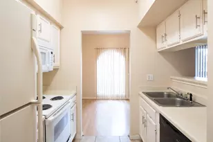 6500 Harbor Town Dr, Houston, TX 77036 - Photo 12