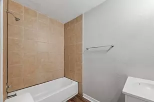 8782 Flossie Mae St, Houston, TX 77029 - Photo 10