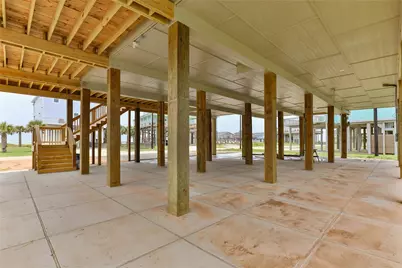 13031 Jolly Roger Drive, Freeport, TX 77541 - Photo 4