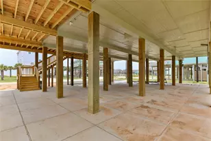 13031 Jolly Roger Dr, Freeport, TX 77541 - Photo 4