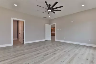 13031 Jolly Roger Drive, Freeport, TX 77541 - Photo 20
