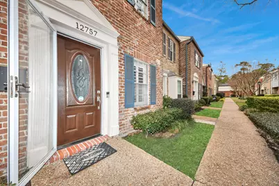 12757 S Huntingwick Drive S #142, Houston, TX 77024 - Photo 4