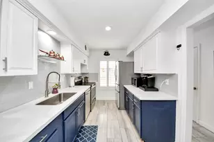 12757 S Huntingwick Dr S, Houston, TX 77024 - Photo 12