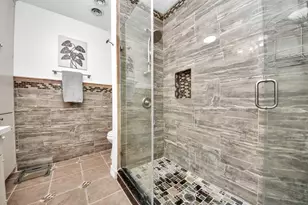 12757 S Huntingwick Dr S, Houston, TX 77024 - Photo 26