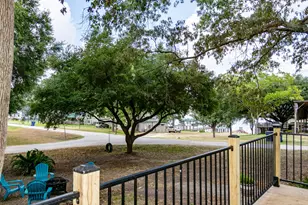 110 N Bailey St, Trinity, TX 75862 - Photo 2