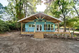 110 N Bailey St, Trinity, TX 75862 - Photo 2