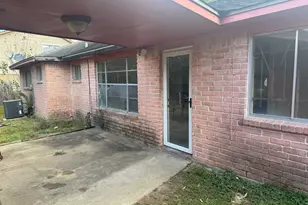 15950 Chimney Rock Road Rd, Houston, TX 77489 - Photo 6