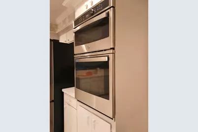 11322 Oak Spring Drive, Houston, TX 77043 - Photo 18