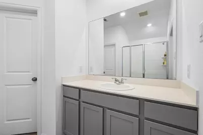 7427 Bartoncliff Drive, Katy, TX 77493 - Photo 10