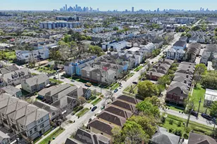 2601 Bevis St, Houston, TX 77008 - Photo 36