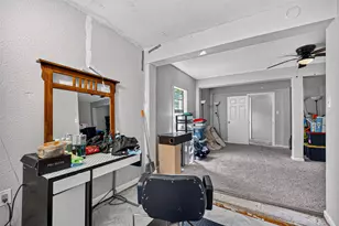 5527 County Rd 155, Alvin, TX 77511 - Photo 34