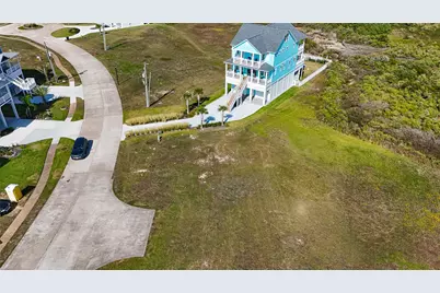 25827 Bay Breeze Drive, Galveston, TX 77554 - Photo 2