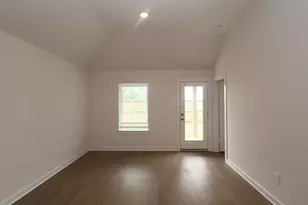 10318 Navarro Path, Montgomery, TX 77316 - Photo 4