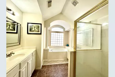 13113 Sunset Cliff Court, Sugar Land, TX 77478 - Photo 12