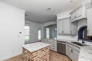 108 Mandavilla Wy, Lumberton, TX 77657 - Photo 16
