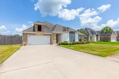 108 Mandavilla Way, Lumberton, TX 77657 - Photo 2