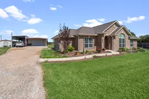 9016 Dixie Ln, Needville, TX 77461 - Photo 6