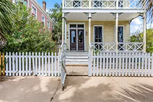 2002 Avenue K, Galveston, TX 77550 - Photo 1