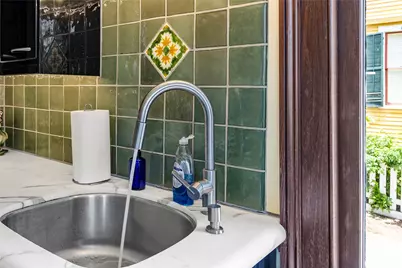 2002 Ave K, Galveston, TX 77550 - Photo 16