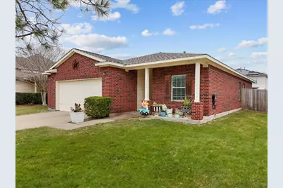 140 Mustang Stampede Drive, La Marque, TX 77568 - Photo 2